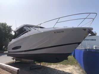 37' Regal 2021 Yacht For Sale